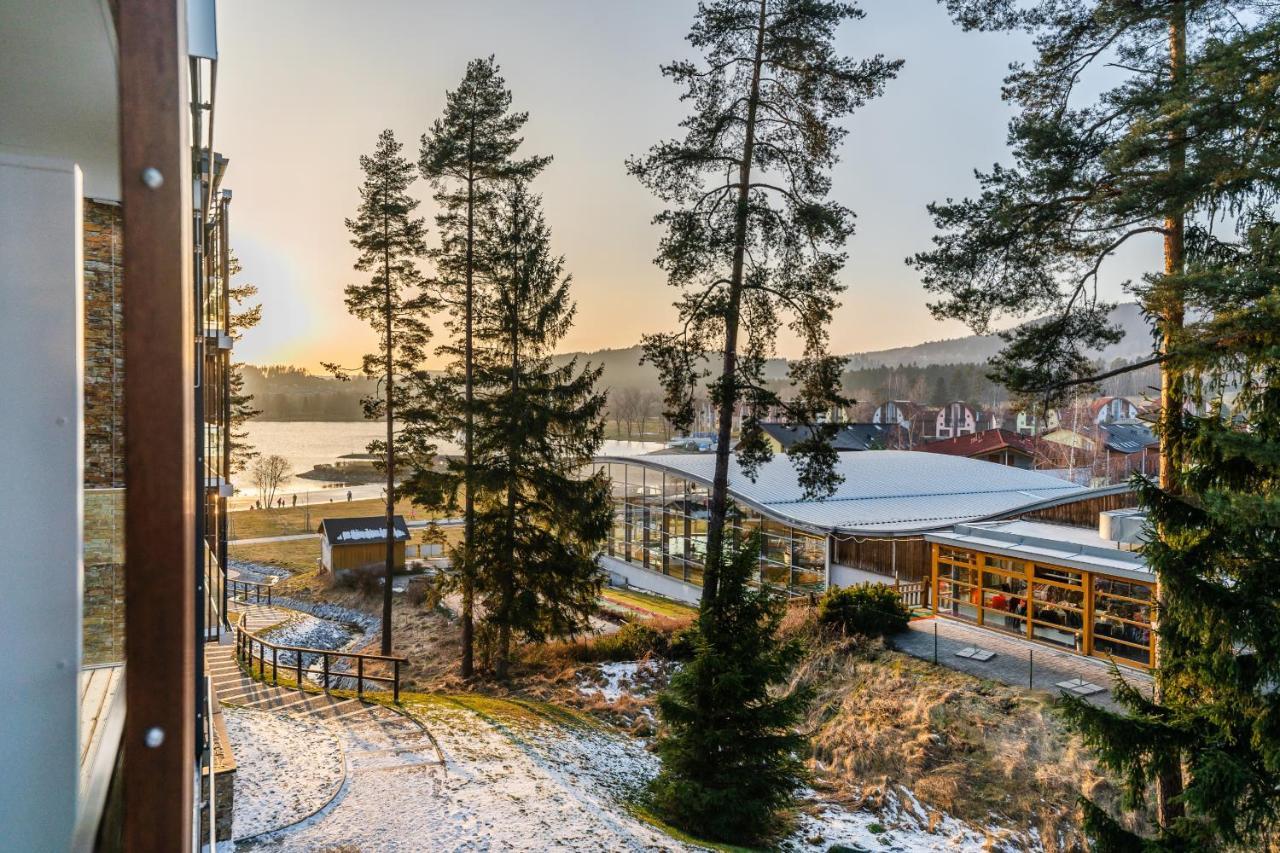 Residence Koubek - Apartmán A121 s infrasaunou Molo Lipno Lipno nad Vltavou Exterior foto